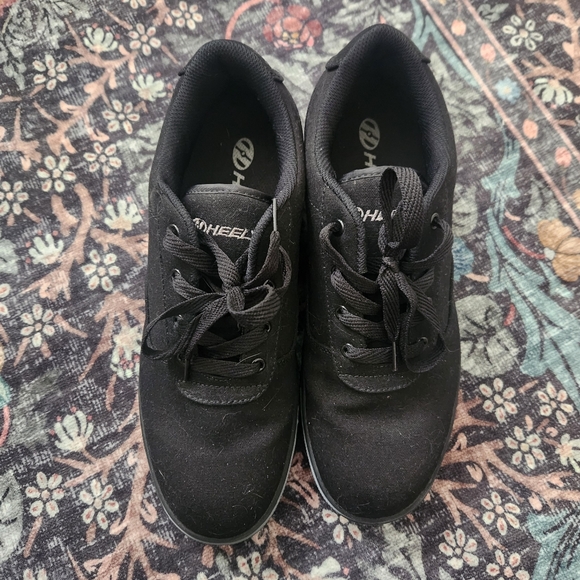 Heelys Other - Heelys Men's Black 11.5